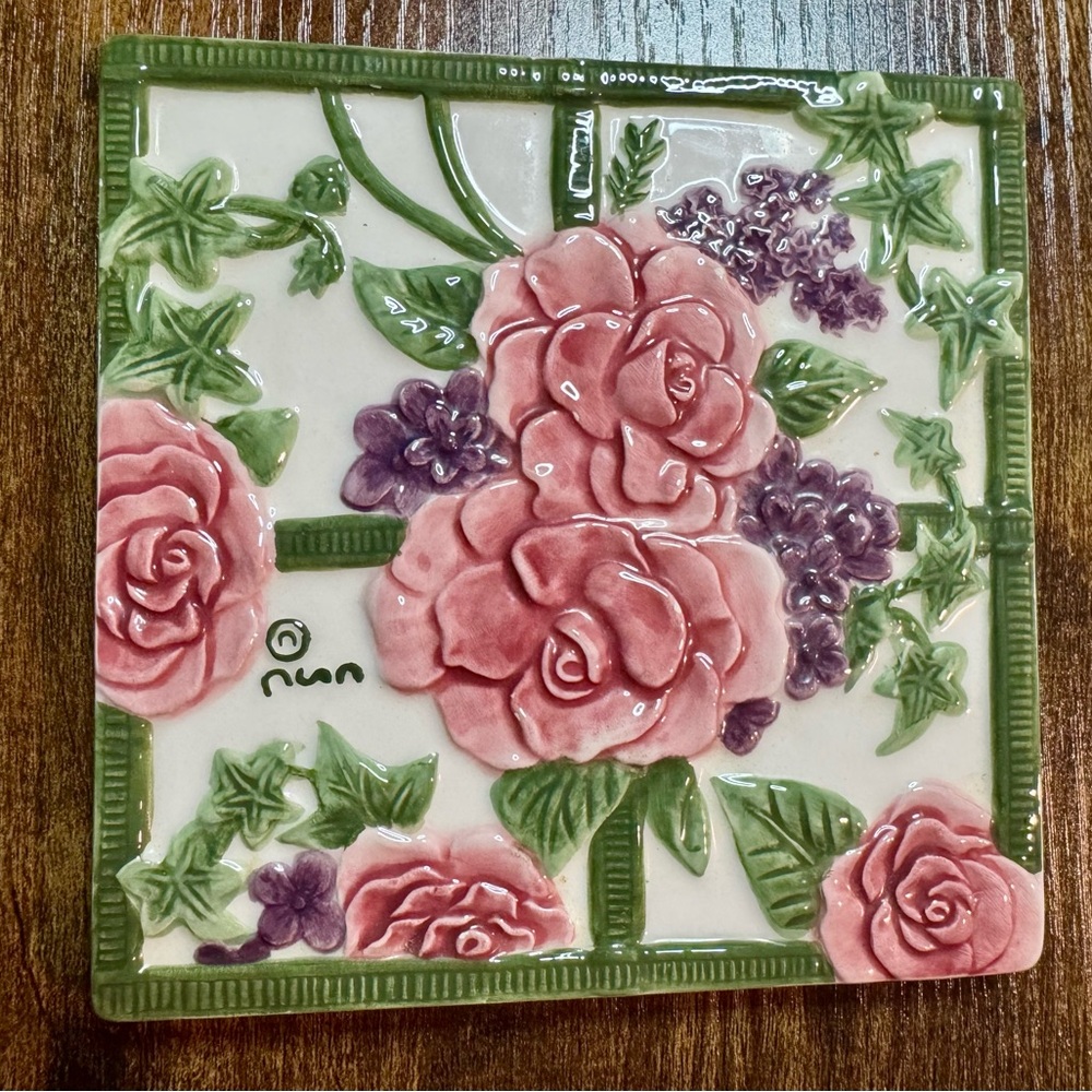 CSC Elegant Pink and Green Floral Ceramic Tile - Glossy - Home Decor